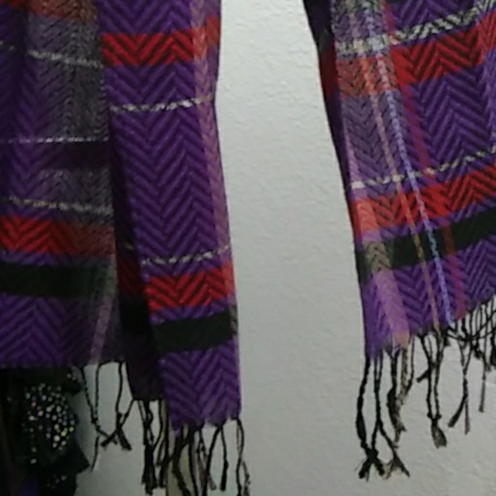 Long SHAWL - Picture 3 of 4